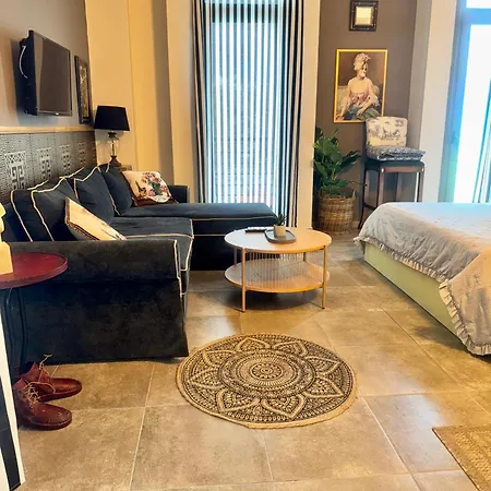 Apartment Cleopatra *